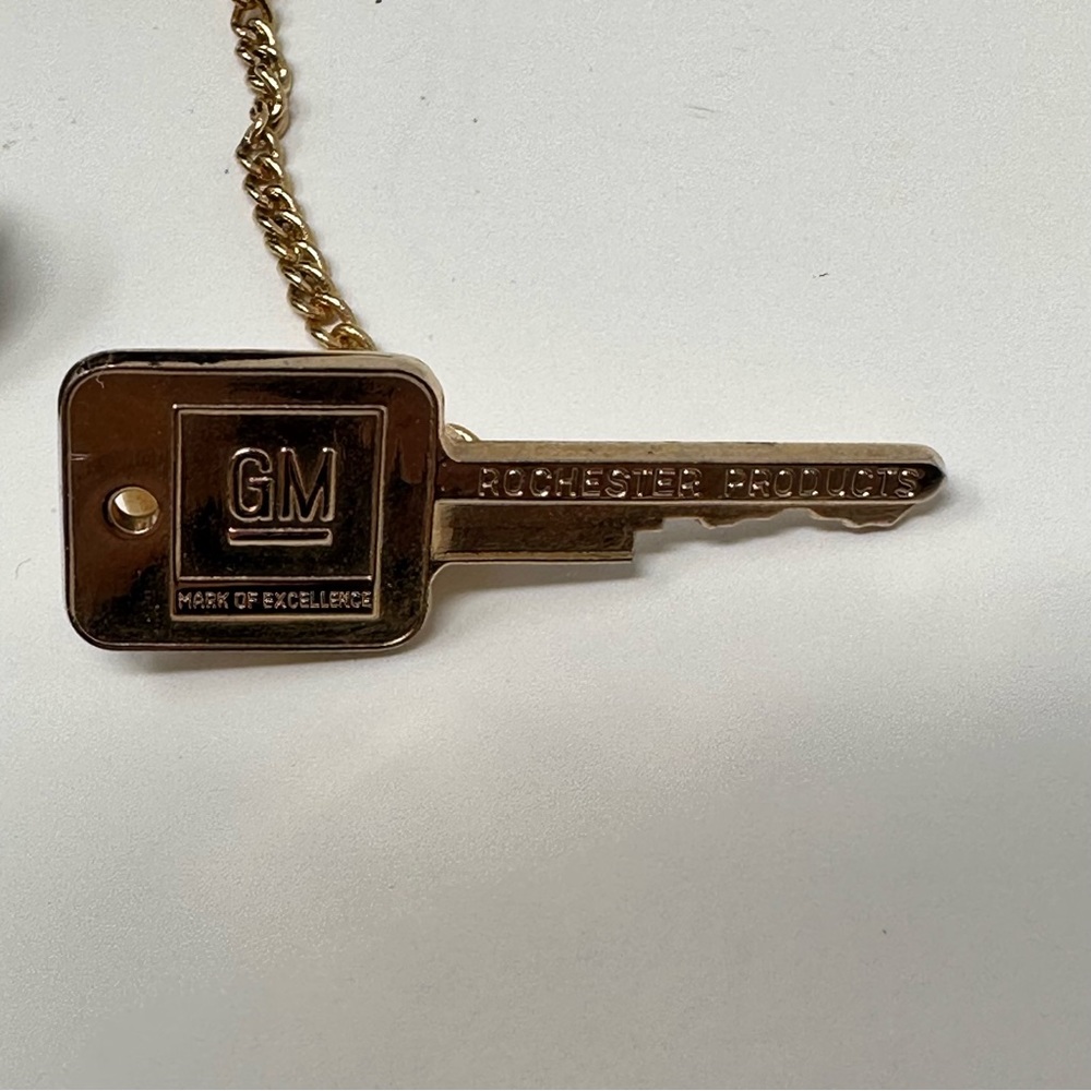 Vintage GM General Motors Tie Tac, American Flag, Team Dodge and UAW Pins - Picture 3 of 7